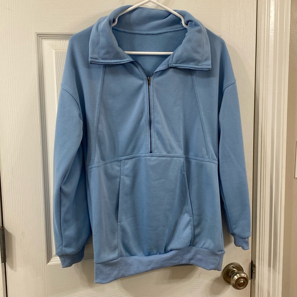 3/4 zip sweat shirt.